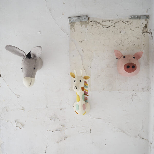 Cabeza de Jirafa pastel - mini -decoracion pared - Fiona Walker - Liderlamp (1)