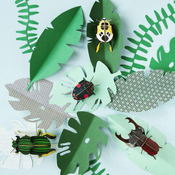 Lady Beetles - 3D - Studio Roof - decoracion mural - Liderlamp (1)
