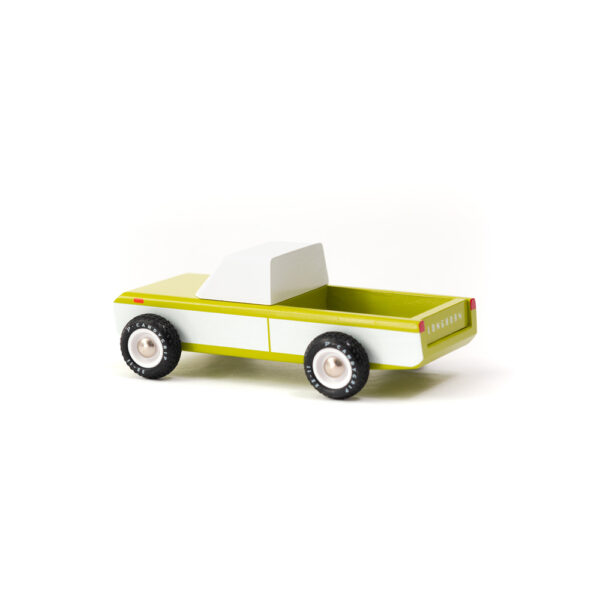 Longhorn Olive - coche de madera - juguete - regalo original - Liderlamp (1)