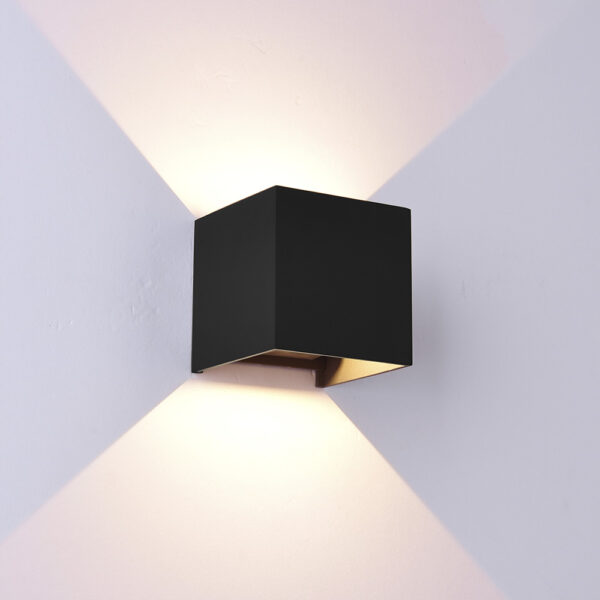 Aplique de pared Davos negro Liderlamp