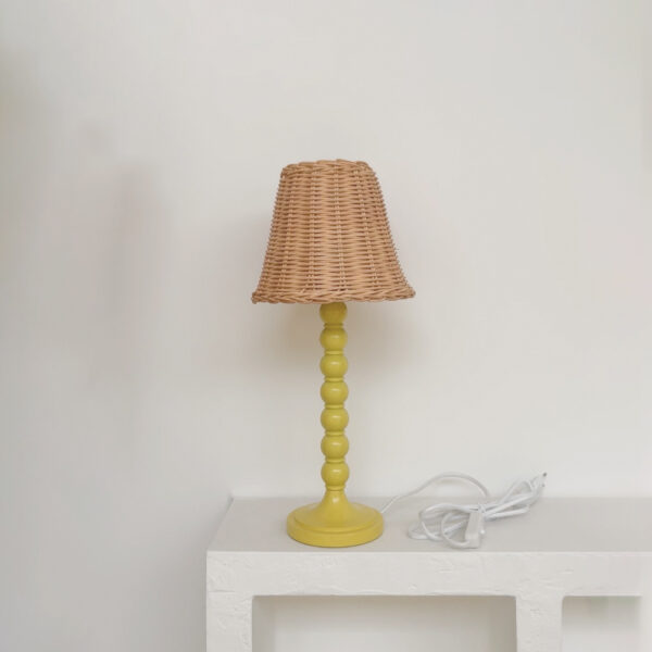 Base de Mesa Spool Amarillo Liderlamp Medidas