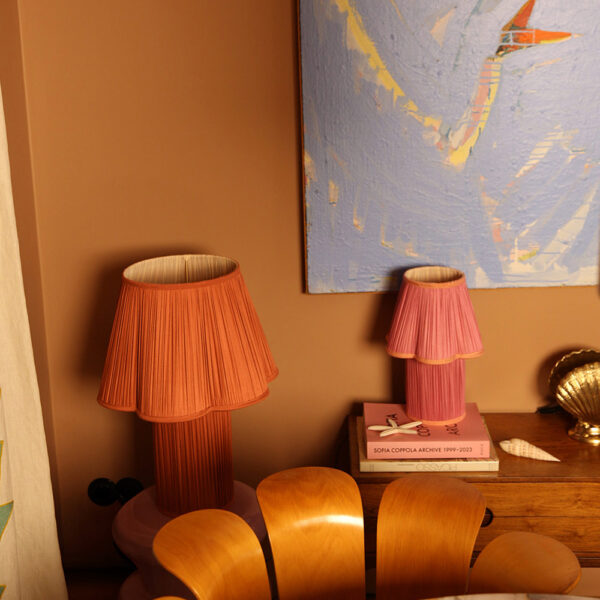 Lámpara de Sobremesa Myra pequeña Fucsia - Liderlamp