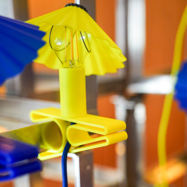 Lámpara pinza Parasol, Amarilla Liderlamp