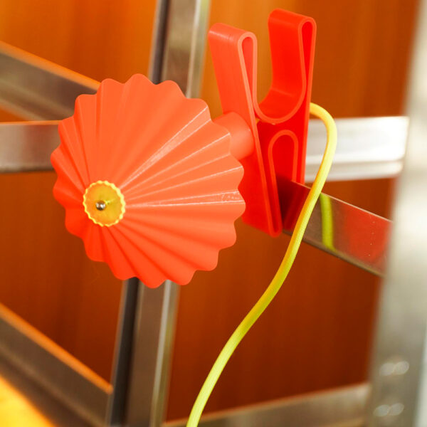 Lámpara pinza Parasol, Rosa Liderlamp