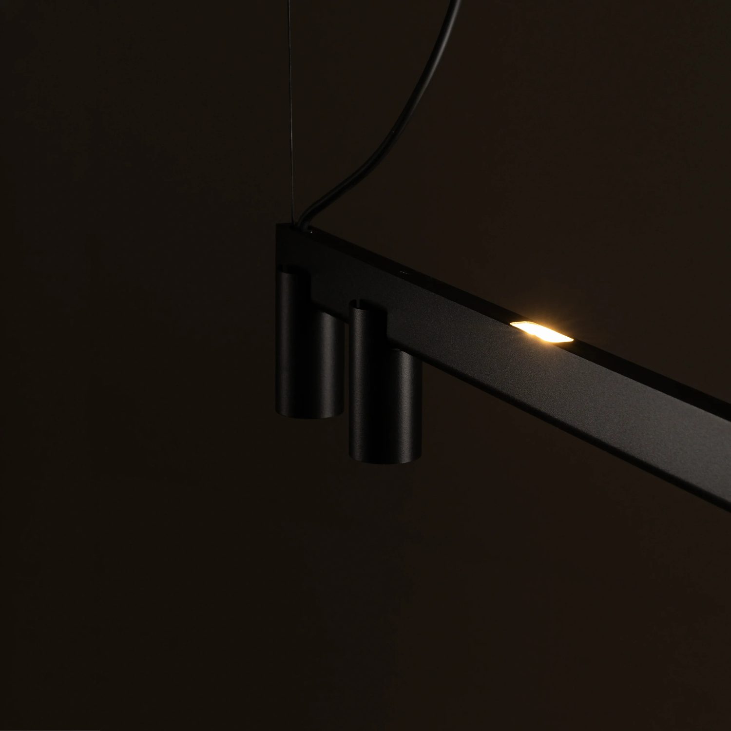 COLGANTE FOURTY LINE 5L NEGRO - Liderlamp