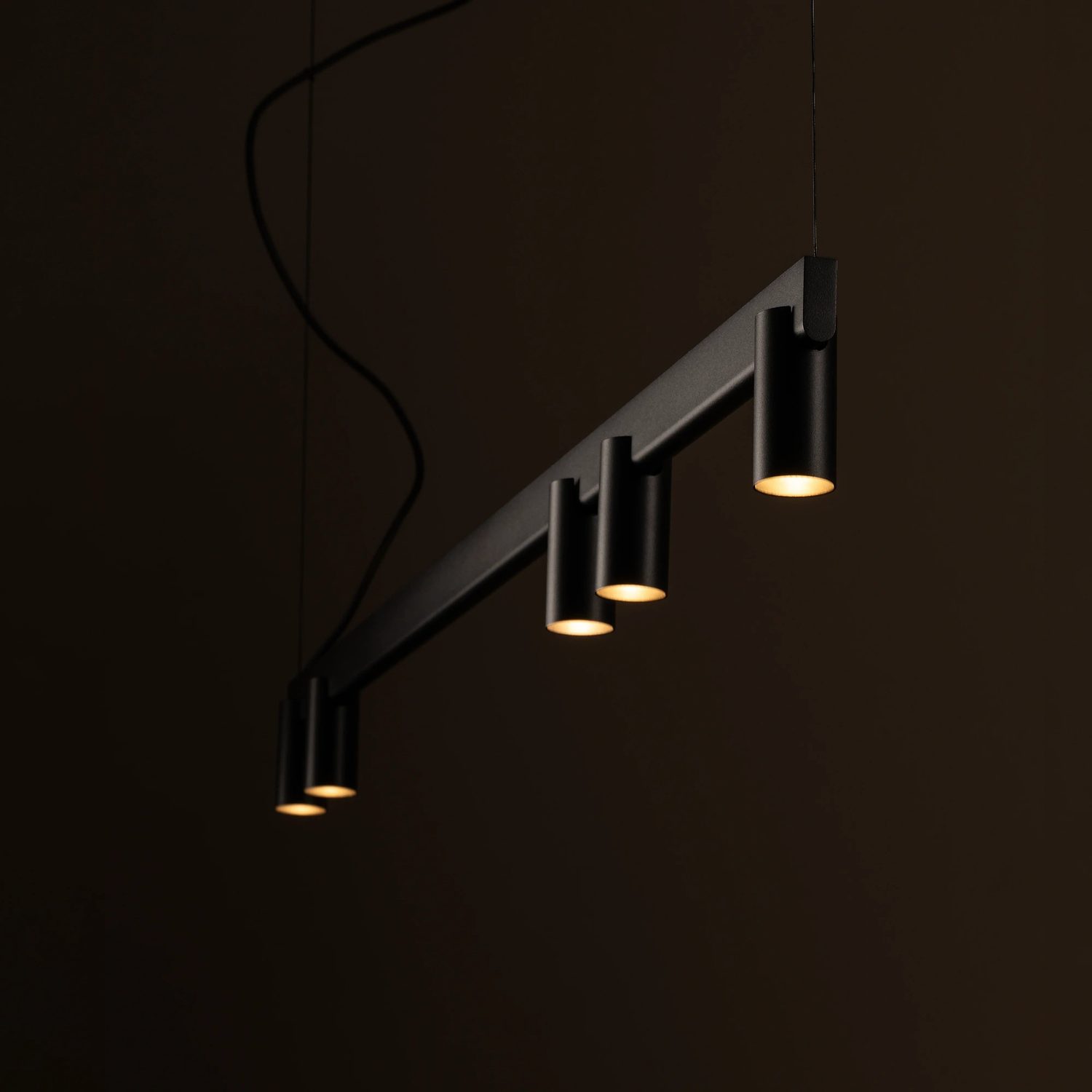 COLGANTE FOURTY LINE 5L NEGRO - Liderlamp